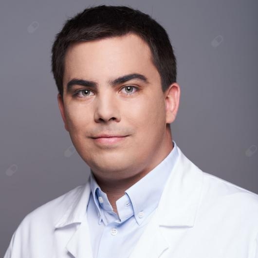 Ginekolog • dr n. med. Cezary Wojtyła • Veritamed Warszawa.jpg